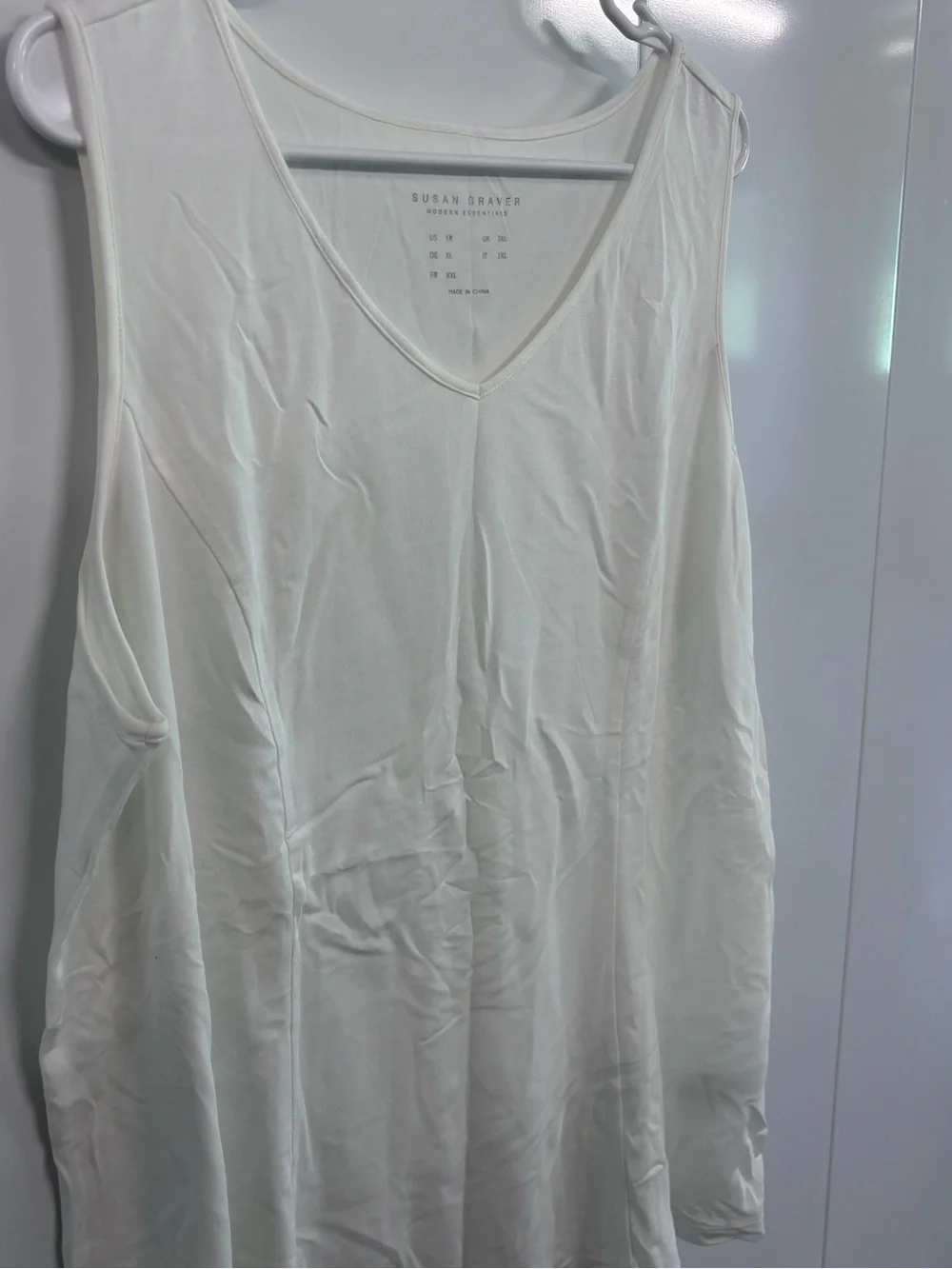 Susan Graver Tank Top Womens Size 1X White Liquid Knit Stretch Relaxed Comfort